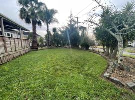 Centre and Convenience Vacant Home, hotel in Pokeno