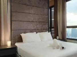 KLcc suites astra 8 kia peng