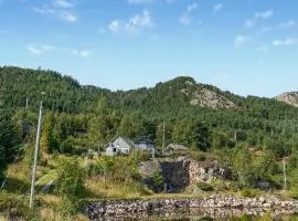 Stunning Home In Korssund With Wifi