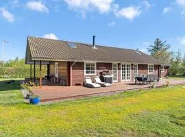 Holiday Home Elsabet - 600m to the inlet by Interhome