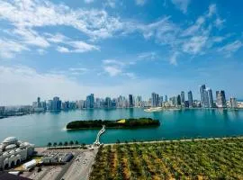 Waterfront Modern loft overlooking downtown 3BR