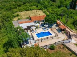 Gorgeous Home In Benkovac