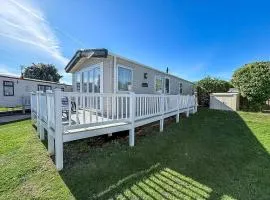 Stunning 6 Berth Caravan With Decking At Cherry Tree Park In Norfolk Ref 70802C