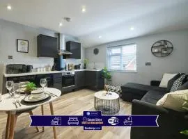 2 BDR Apt By Eason Stays Short Lets & Serviced Accommodation Denton Manchester With Free Parking