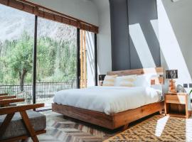 Rustagaarii Retreat, Hotel in Yāsīn