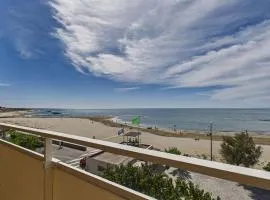 Grau d'Agde : Appartement 3 pièces avec terrasses à 20m de la plage - FR-1-423-265