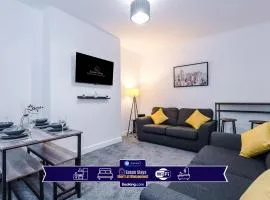 Four BR House By Eason Stays Short Lets & Serviced Accommodation Atherton With Free Parking