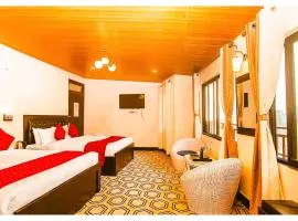The !Comfortable! Darjeeling Mountain View Room
