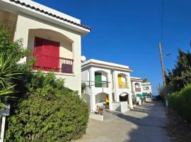 Barefoot Beach House, villa em L&aacute;rnaca