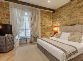 Donati Luxury Tower Suites