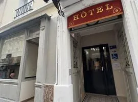 HOTEL DU MONT LOUIS