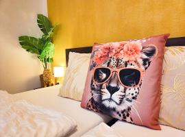 Grüne Oase mit eigener Terrasse zwischen Altstadt und Hafen #3, hotel en Senftenberg