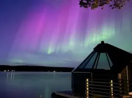LakeLodge Kiehinen & Igloos