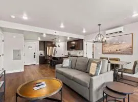 Luxury Black Rock Resort Suite Unit A