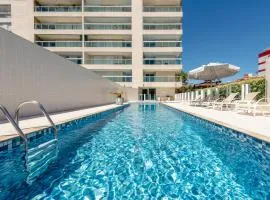 200m da praia com Piscina ,churrasqueira e Jacuzzi