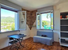 Smart Living Tavernerio, hotel en Tavernerio