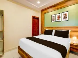 Hotel O R Square Inn