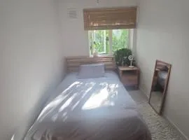 Bedroom for 2 in North London
