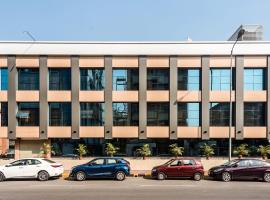 Super Capital O Hotel Konar Inn, hotel v destinaci Turambhe