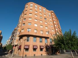 Hotel Nadal, hotel near Workers' Commissions, Lleida