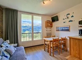 Studio Rénové avec Cabine, Balcon et Casier à Ski, au Centre de Flaine Forêt - FR-1-425-154