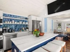 Private Hot Tub Near Dennis Pond