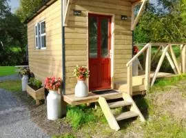 St Mullins Glamping River Hut