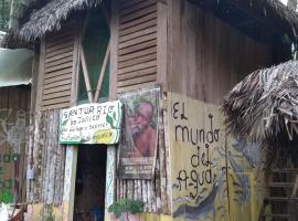 ECO HOSTAL El VIEJO BOSQUE TOUR AMAZON, caba&ntilde;a en Santa Sof&iacute;a
