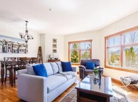 McAuley Manor - Mountain Views Downtown Location