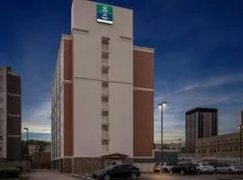 Quality Inn & Suites Charleston - Civic Center