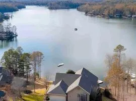 The Walled Garden at Norris Lake