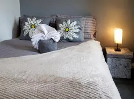 Beautiful 5Bedroom House - Contractors and Family near the Molineux stadium