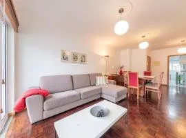 Vieira Apartment by Mth