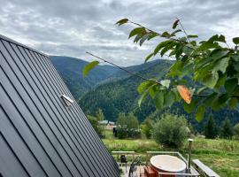 Crow's Nest Maguri, chal&eacute; alpino em Măguri