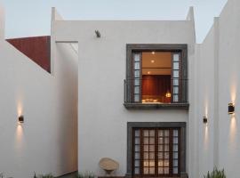 Casa Martina Guest House, בית הארחה בפצקוארו