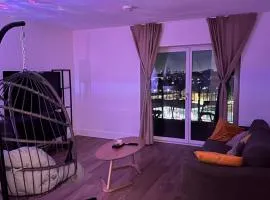 Cozy one Bedroom with Views In Birmingham City Center