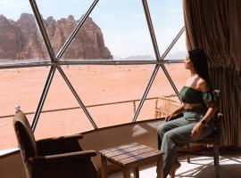 RUM FLORAA LUXURY CAMp, hotel in Wadi Rum