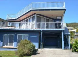 Fairview Crescent Head