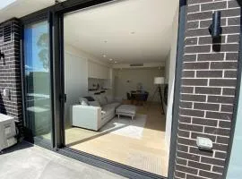 Executive One Bedroom apartment and Courtyard Retreat