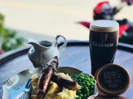 1095 - The Pai Pub