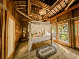 Sunsura Villas, villa in Nusa Penida