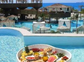 Alia beachfront Suites and Spa