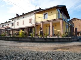 Agriturismo Il Vecchio Portico, lantgård i Francavilla Bisio