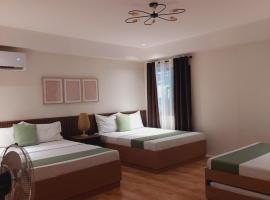 The Grove by Six Marys Resort, hôtel à Bacolor