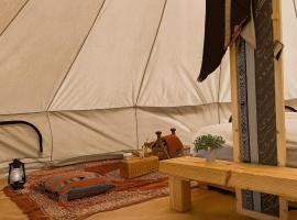 Desert Diamond Private Camp, lều trại sang trọng ở Bidiyah