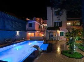 Alhambra "Etna Charme" - Guest House