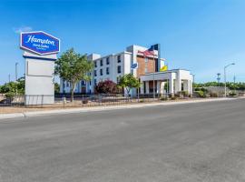 Hampton Inn & Suites Farmington, hotel di Farmington