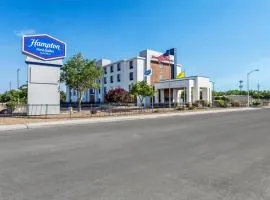 Hampton Inn & Suites Farmington