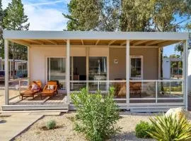 Mobile Home in Novalja near Pebble Beach