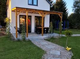 Domek KAMA, готель у місті Гіжицько